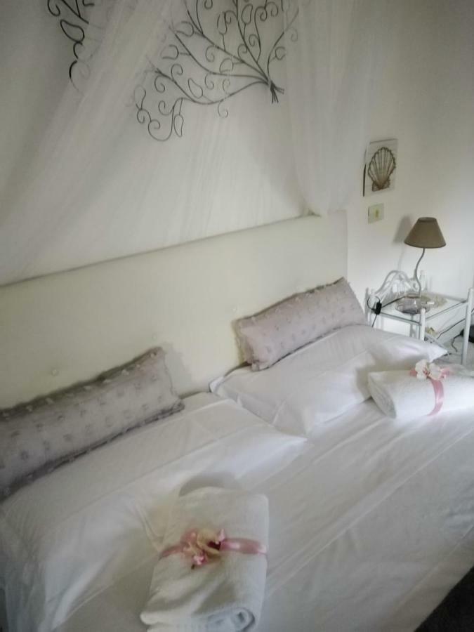 Hotel La Rosa Ameglia Habitación foto